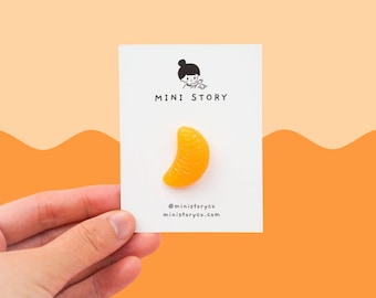 Mandarin Brooch | Tangerine Pin | Mandarin Orange Lapel Pin | Juicy Clementine Slice Brooch | Miniature Citrus Fruit Pin