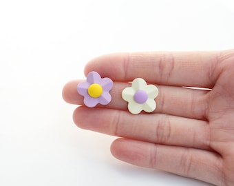 Retro Flower Mismatched Earrings | Forget Me Not Earrings | Statement Flower Stud Earrings | Purple Floral Jewellery | Y2K Cute Earrings