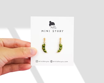 Green Snow Pea Dangle Earrings | Gold Sugar Snap Pea Drop Earrings | Dainty Vegetable Dangly | Fun Garden Earring | Vegan's Accessory