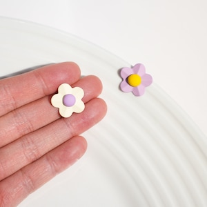 Retro Flower Mismatched Earrings Forget Me Not Earrings Statement Flower Stud Earrings Purple Floral Jewellery Y2K Cute Earrings image 8