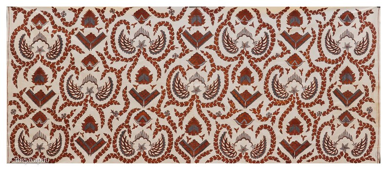 Chintz,Textile,Fashion,Early 1900s,Late 1900s,Mid 20th,Fashion 1900s,Fashion Mid 20th,Drawing on cloth,Traditional art,Traditional textile,Traditional fashion,Traditional fabric,Christie’s auction,Indian textile,Traditionalbatik