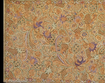 Rare items Batik - " Tribusono Dancing Peacock "
