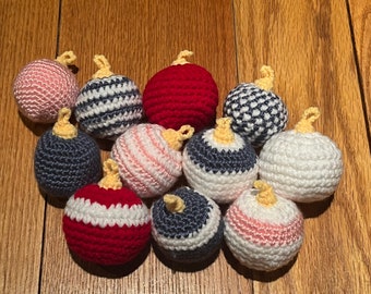 4-Pack Christmas Ornament Ball Cat Toys | Catnip Cat Toys | Christmas Cat Presents | Stocking Stuffers For Cats | Crochet Cat Toys
