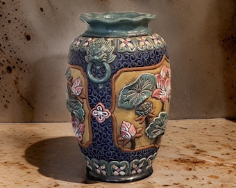 1980s Vintage vase handmade beautiful engraved item 14 inches tall