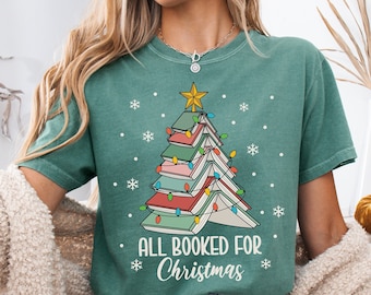 Christmas Reading Shirt For Librarian, Christmas Librarian Shirt, Teacher Appreciation Shirt, Book Lover Christmas Gift, Bookworm Shirt
