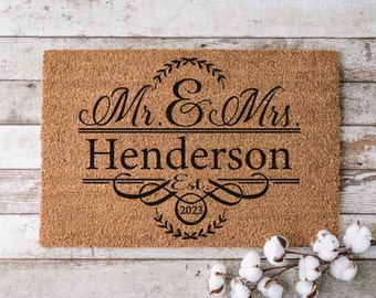 Mr and Mrs Coir Doormat with Family Name and Established Date | Newlywed Mat | Homewarming Gift | Wedding Shower Gift | New Home Doormat