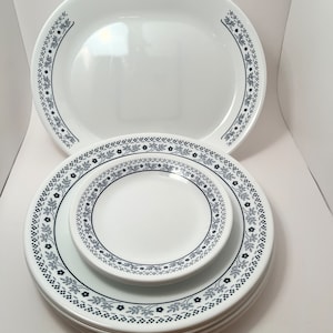 11 Piece Set Vintage Corelle 1983 Summer Impressions Blueberry Pattern Dishes -Rare