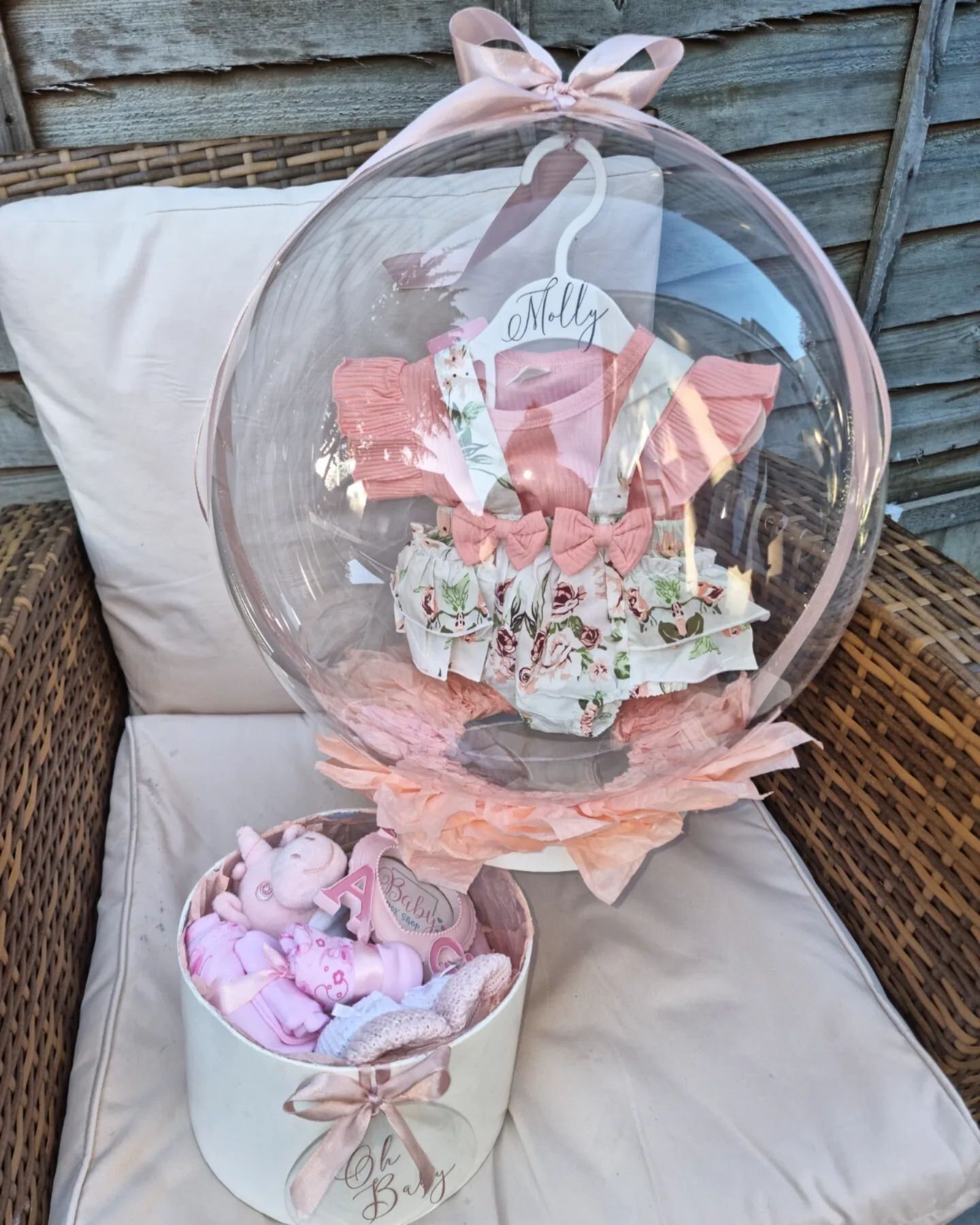 Baby clothes gift discount