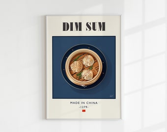 Puede incluir: Un póster con fondo blanco y borde azul. El póster presenta un texto blanco que dice "DIM SUM" en letras negras en negrita. El póster también presenta un fondo azul con un plato con borde dorado con un vaporizador de bambú que contiene tres bollos al vapor. El texto "MADE IN CHINA -1279- " está en la parte inferior del póster.