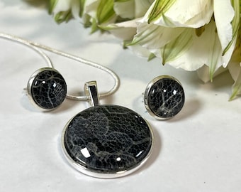 Lace Pendant Necklace & Earrings Set: Silver Plated 13th Anniversary
