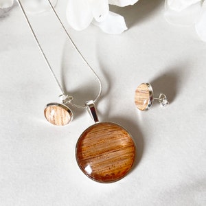 Wood 5th Wedding Anniversary Pendant Necklace & Earring Set Handmade