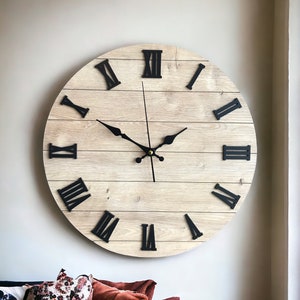 Modern Wall Clock with Roman Numbers Silent Unique Wood Minimalist Wall Clock, Boho Modern Wall Clock Minimalist Wall Clock Retro Wall Clock