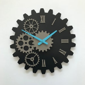 Oak Wood Gear Wall Clock: Large Industrial Decor