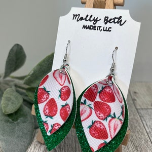 Erdbeer-Ohrringe, Erdbeer-Kunstleder, Erdbeer-Schmuck, Erdbeer-Geschenke