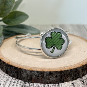 Shamrock Bangle, Shamrock Bracelet, Green and White Striped Shamrock, St Patricks Bangle, Adjustable