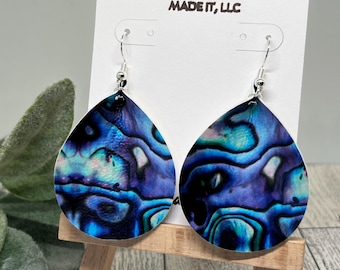 Pendientes de abulón, piel sintética de abulón, estampado de abulón, joyería de abulón, conchas de abulón, pendientes de concha marina, joyería de concha