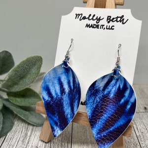 Blue Tie Dye Earrings, Tie Dye Faux Leather, Leaf Shape, Pinched Leaf