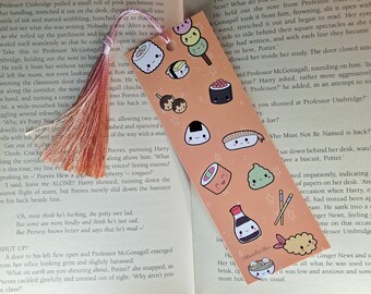 Marcapáginas de sushi kawaii | Regalo hecho a mano para lectores y fans del kawaii | Accesorio de lectura adorable | Arte de sushi | Un regalo ideal para niños y adultos