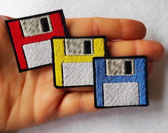 Floppy Disk Patch Embroidered Iron On – Retro Computer Patch – Geek Patch – Programmer Patch – Vintage Tech Patch – Nerd Gift Patch PACK3
