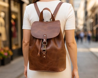 Minimalist Leather Backpack Pattern, Handmade Leather Bag Pattern, Leather DIY Sewing Project