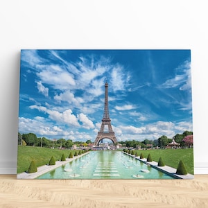 Eiffel Tower Print, Eiffel Tower Canvas, Eiffel Tower Wall Art, Trendy Wall Art, Paris Canvas Print, Paris Art, Paris Wall Art, Travel Print