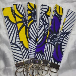 Afrikanischer Stoff Schlüsselbund, Kente Stoff, Kente Armband, Schlüsselanhänger, handgefertigtes Schlüsselband, juni Zubehö, afrikanisches Zubehör, Armband