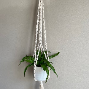 Macrame Plant Hanger, Indoor Hanging Planter Basket, Decorative Pot Holder for Indoor Outdoor, Christmas Gift for Plant Lover