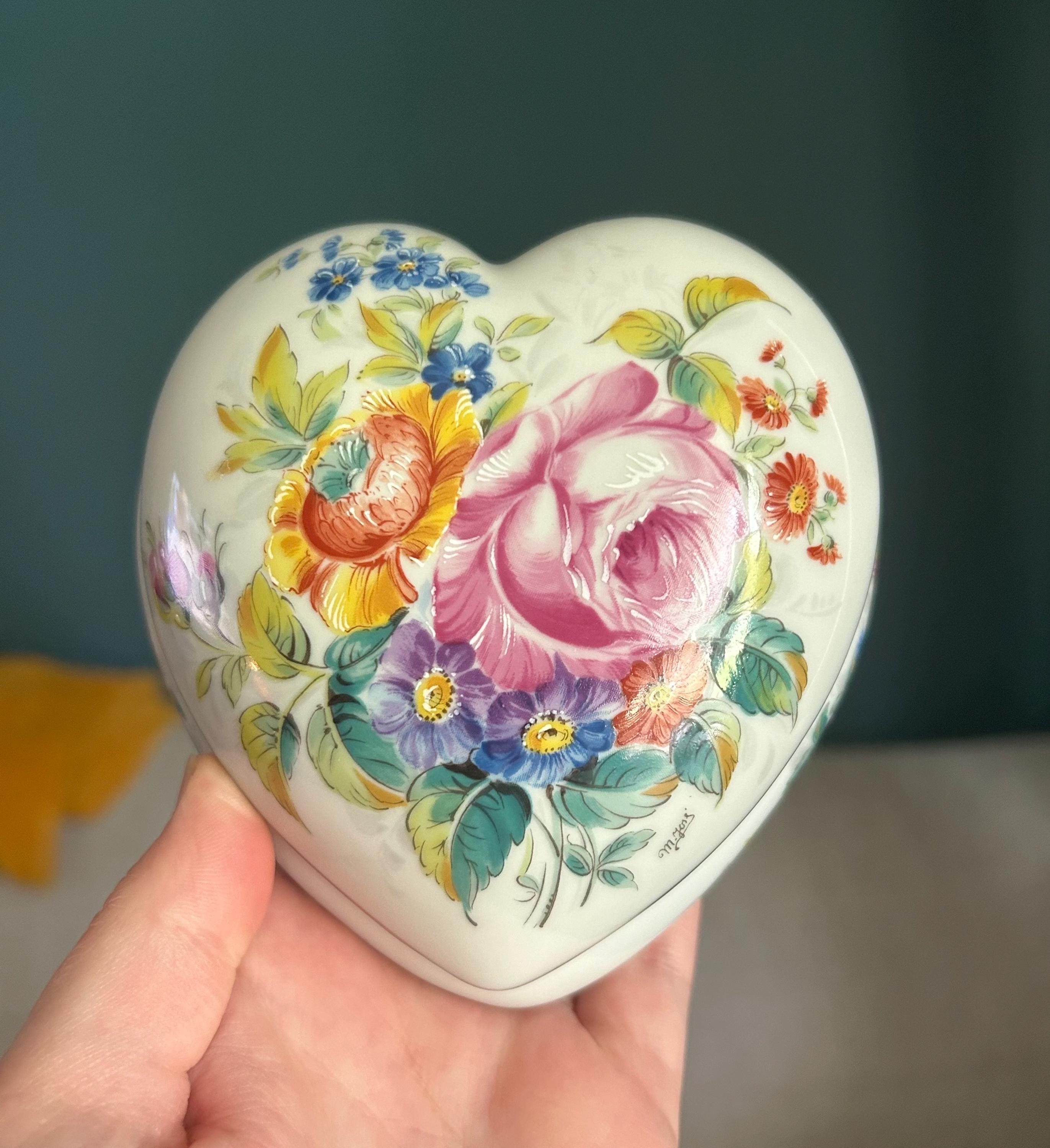土日セール♡希少美品☆個数限定生産☆天使Limoges boxミレニアム限定品 Limoges Heart Box Antique - Etsy