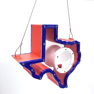 Texas Fly Through Bird Feeder