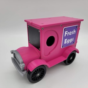Truck Birdhouse