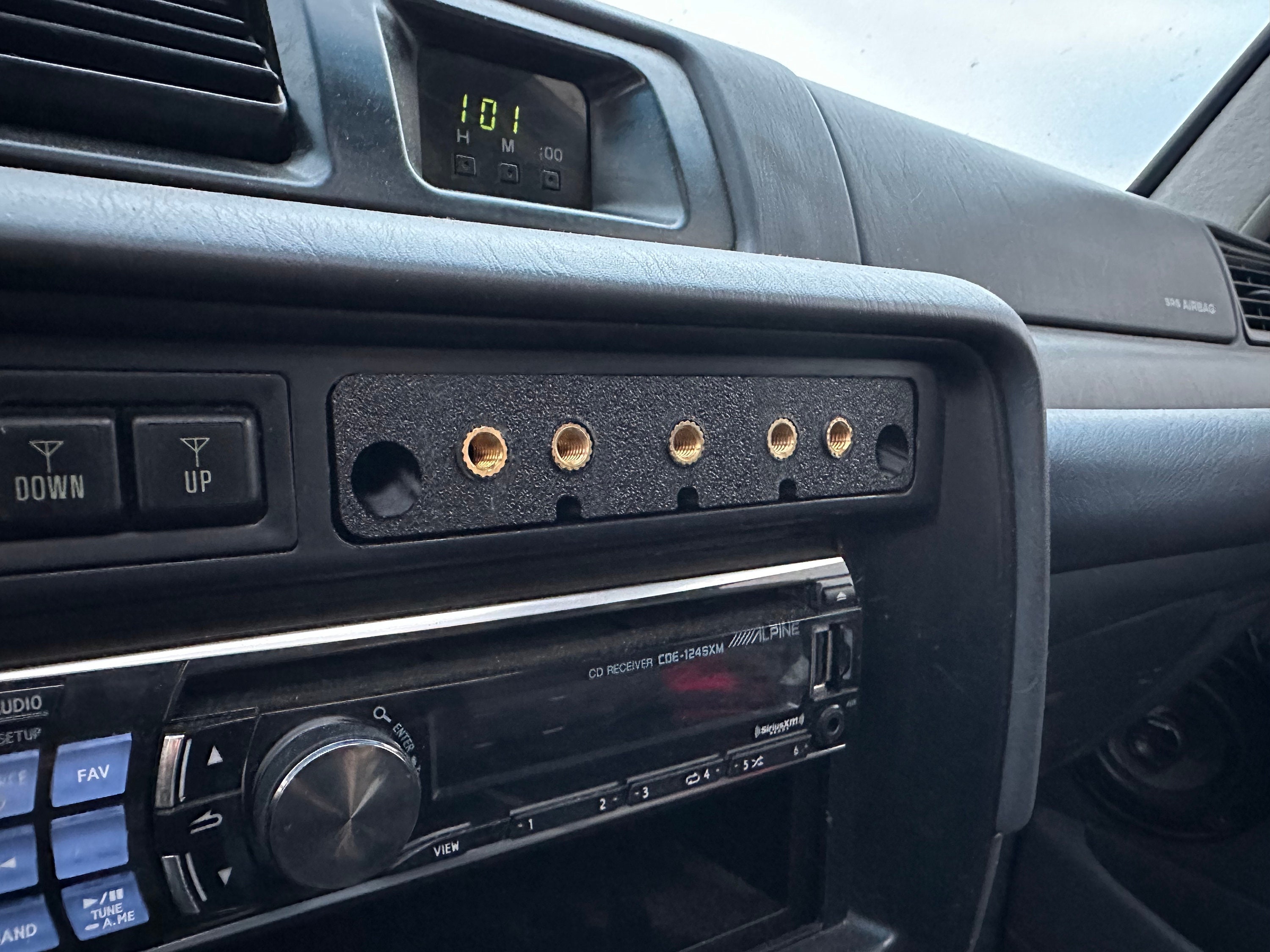 95-97 FZJ80 Land Cruiser Dashboard Accessory Platform for RAM 67D