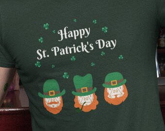 DnD St. Patrick's Day Shirt - Clover Dice | Dungeons and Dragons T Shirt | RPG D&D gifts | TTRPG Accessories | Nerdy Gift for Men