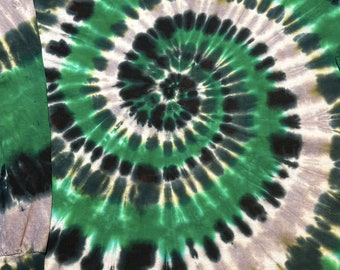 Kelly Green Tie Dye Shirt