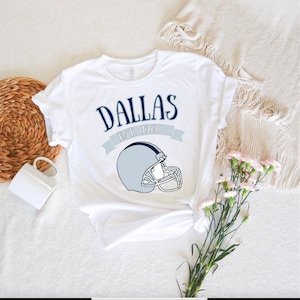 Dallas Texas Football T-shirt, Dallas Football Crewneck Shirt, Dallas Vintage T-shirt, Dallas Fan Gift, Dallas Unisex shirt