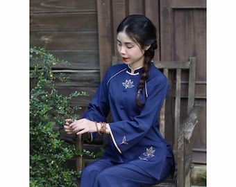 Broderat vietnamesiskt siden Ao Dai Ba Ba-set: Traditionell klädsel