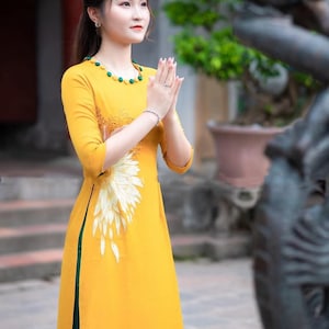 Pre oder Ao dai Vietnamese ,Áo dài truyền thống chất,ao dai cach tan vang theu hoa , Ao Dai for Women, Ao dai wedding Viet Namese