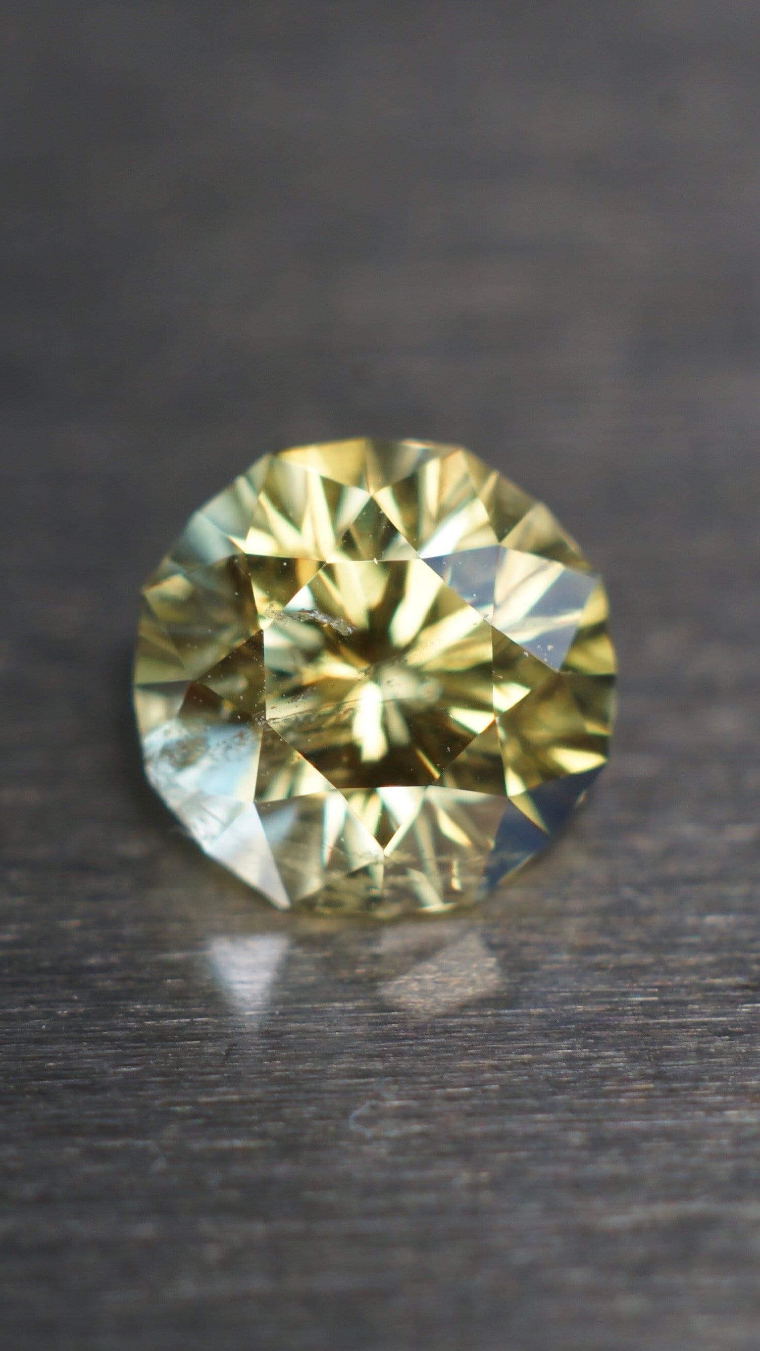 Victorian Chrysoberyl シルバー クリソベリルブローチ Victorian Chrysoberyl シルバー クリソベリルブローチ