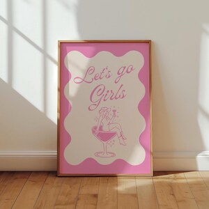 Plakat Cowgirl Cocktail do pobrania w wersji cyfrowej Wydrukuj Western Wall Decor Girly Cowboy Bar Cart Print Pink Let's Go Girls Bachelorette Artwork