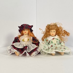 Set of 4 Pretty Vintage Porcelain Dolls - Vintage Collectable - Porcelain Face / Arms / Legs