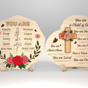 Eres hermoso signo cristiano SVG, versículo bíblico svg, signo de corazón cruzado floral svg, decoración de recuerdo, archivos svg Glowforge, archivos cortados con láser