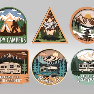 Pacchetto SVG con cartello avventura in campeggio, file tagliati al laser per camper, file SVG "Happy Campers", l'avventura inizia, decorazioni per esterni multistrato Glowforge