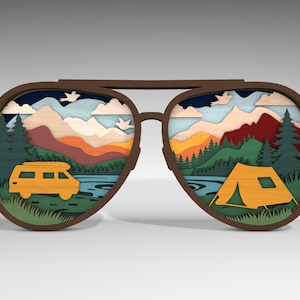 Wielowarstwowe okulary przeciwsłoneczne do kempingu SVG, plik laserowo wycinany w górach namiotu kempingowego Retro Camper, letnia sztuka ścienna Adventure, dekoracja ogniska, pliki SVG Glowforge