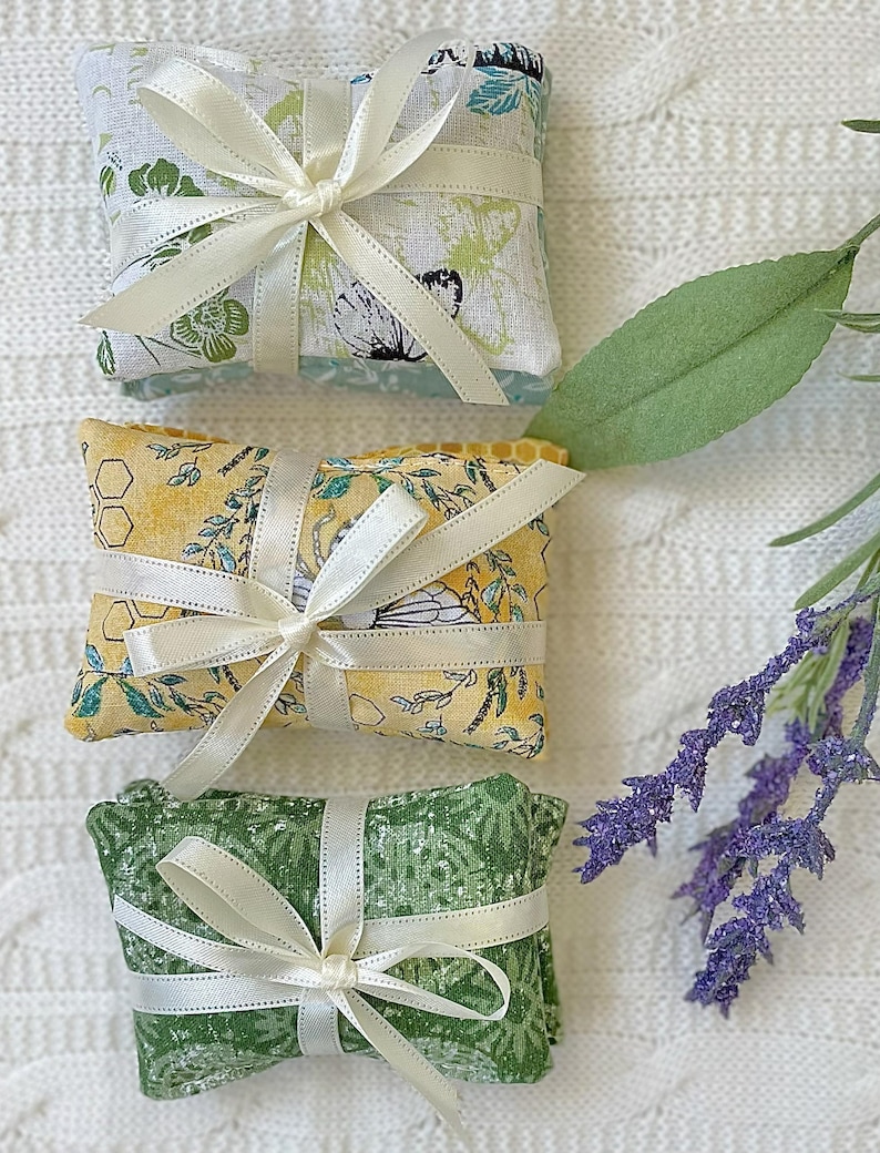 Handmade Lavender Sachet Sets, Botanical Cotton Linen Drawer Fresheners ...