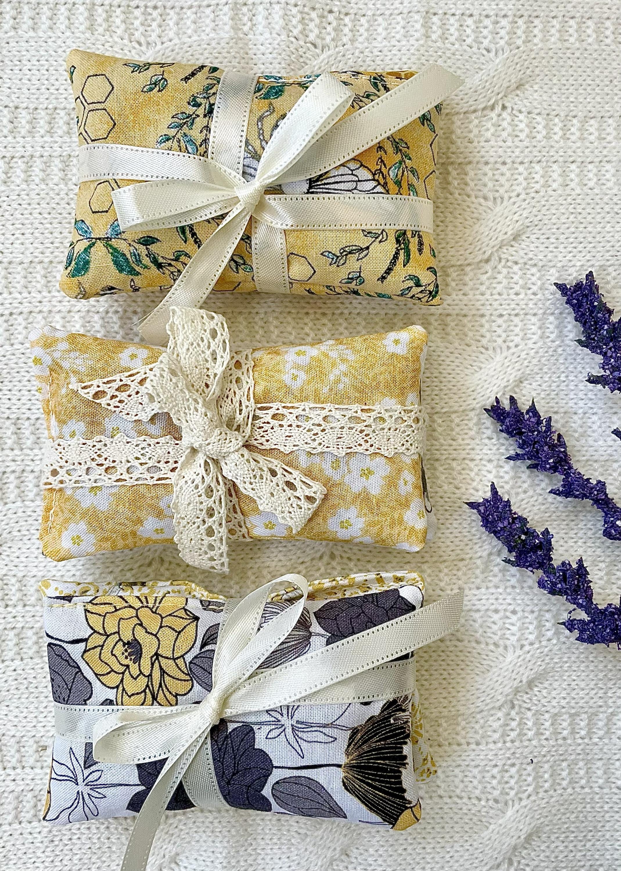 Handmade Lavender Sachet Sets, Botanical Cotton Linen Drawer Fresheners ...