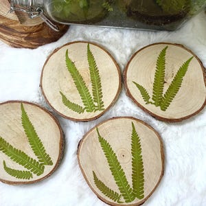 Wooden Botanical Coaster Set, Wood Slice Fern Coasters, Floral Boho Coaster, Cottagecore Inspired Coaster Gift Sets, Woodland Fern Decor