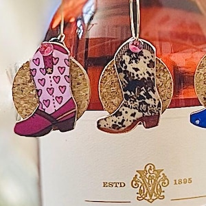 Western Cowgirl Glam Wine Glass Charms, Cowgirl Girlie Wine Charms, Metal Cowboy Party Favors, Trendy Cowgirl Charms, Enamel Boot Drink Tags