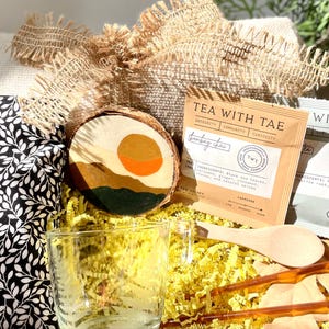 Deluxe Gift Set, Hygge Gift Set for Her, Self-Care Gift, Wellness Gift Set, Classy Gift Basket, Pamper Box for Friend, Mother&#39;s Day Gift Box