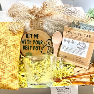 Customizable Hygge Gift Set for Her, Self-Care Gift for Mom, Wellness Gift, Get Well Gift Set, Pamper Box for Friend, Mother&#39;s Day Gift Box