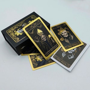 Jeu de tarot tête de mort en feuille d'or, cartes de tarot de luxe avec guide, coffret cadeau cartes de tarot.