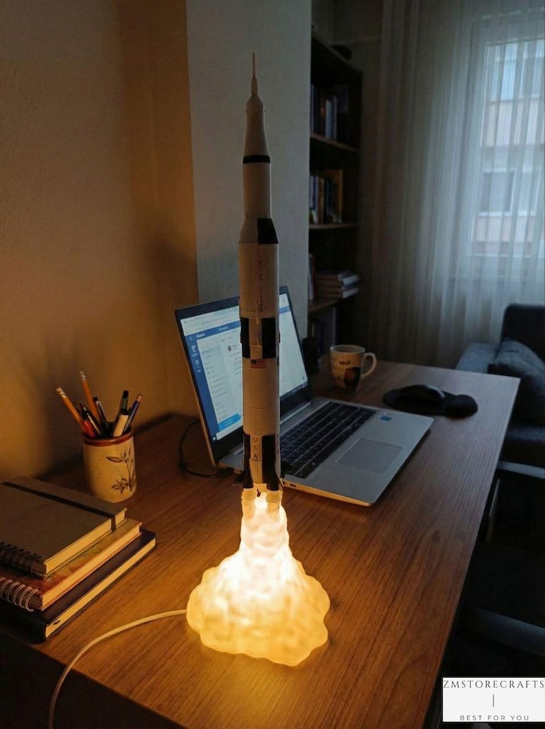 Lampada da tavolo con razzo Saturn V Apollo 11, lampada da notte, lampada spaziale, lampada NASA, regalo per lui/lei/bambino/bambini/vacanze/San Valentino immagine 3